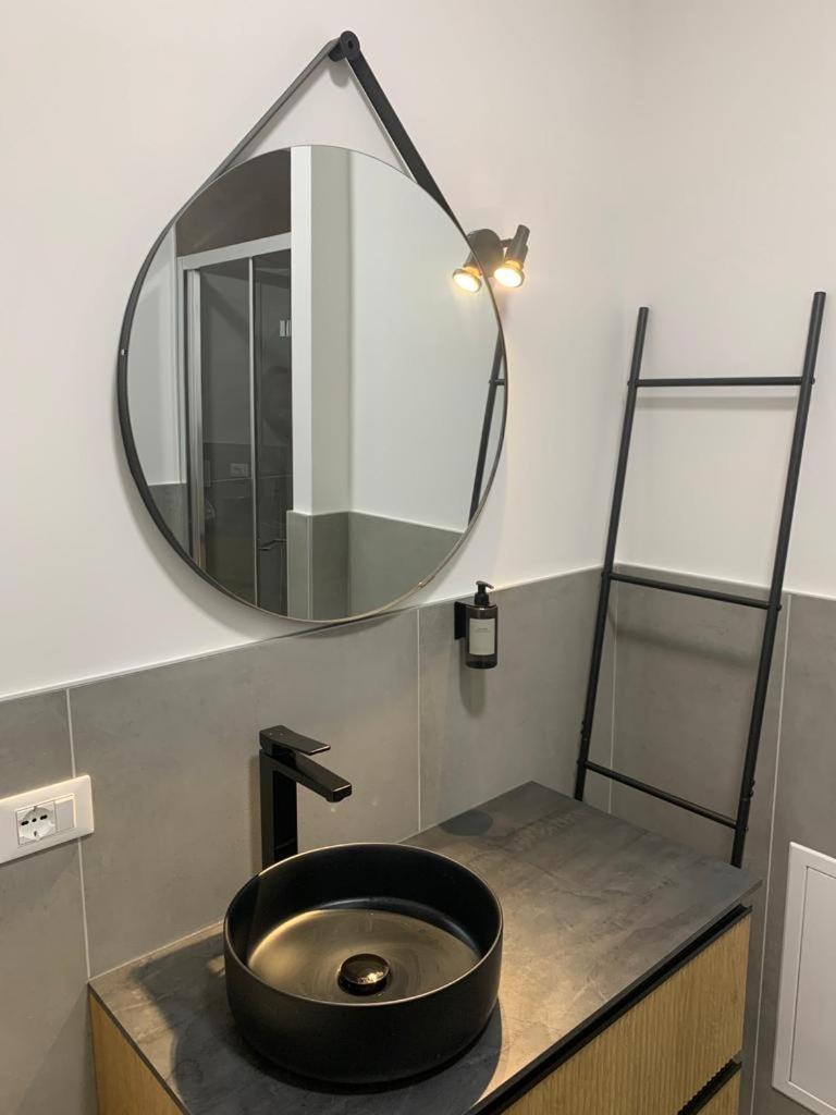 Vittoria Holiday Home فيرونا المظهر الخارجي الصورة